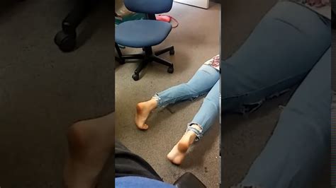 Highschool Feet Candid